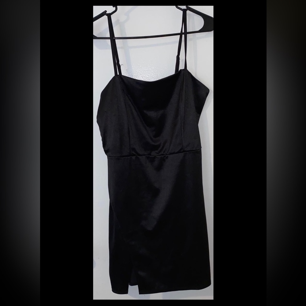 Better Be black mini dress w/slit by alx couture size L